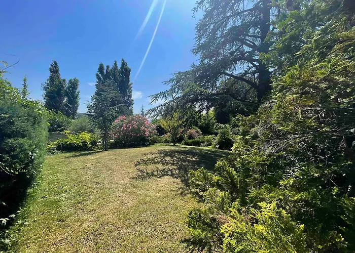 Gites Au Chateau Des Estubiers