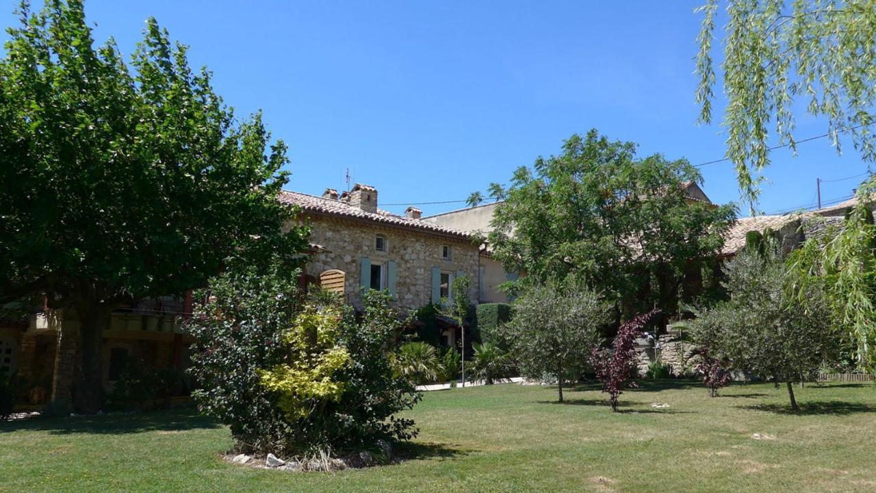 Au Chateau Des Estubiers * Les Granges-Gontardes